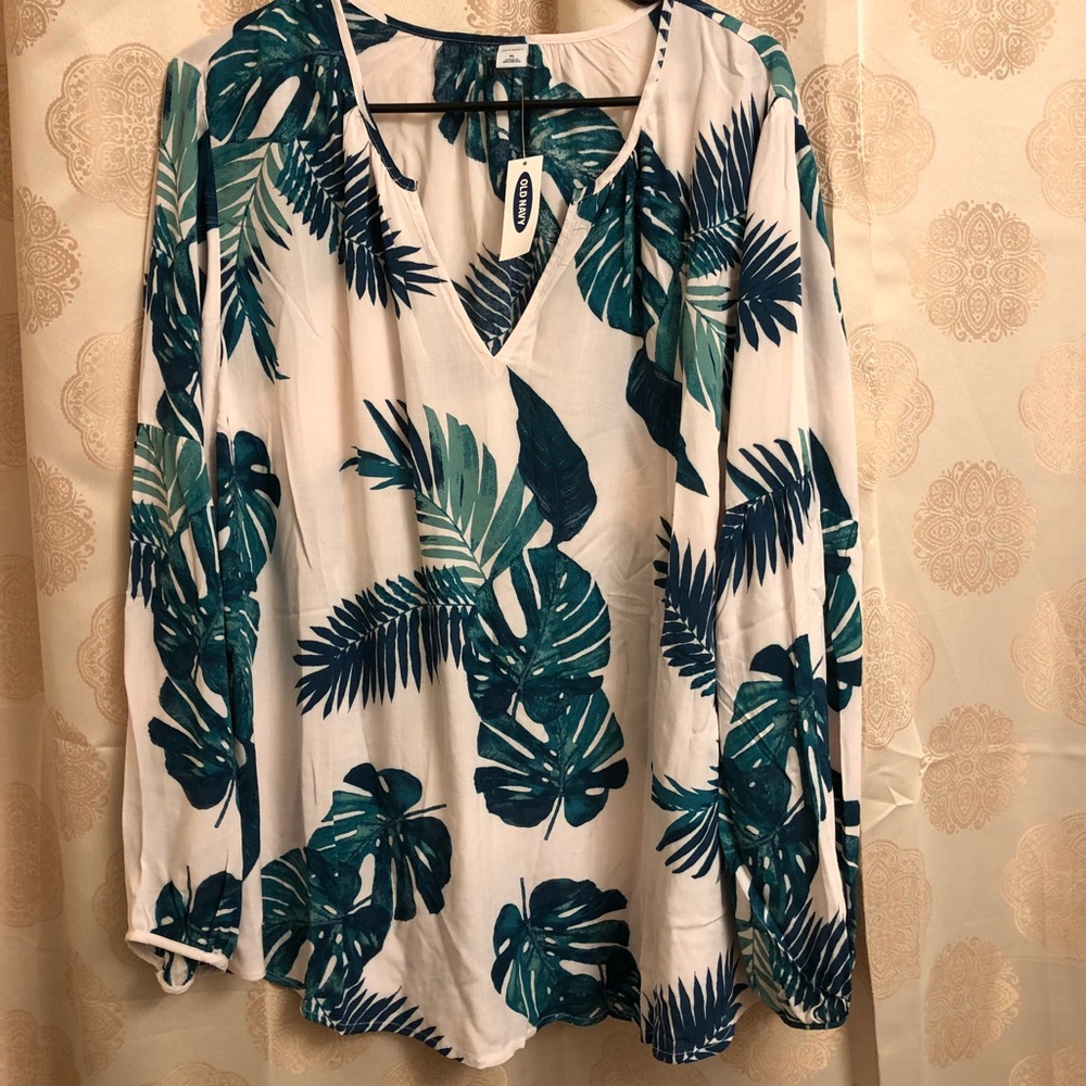 Old Navy floral split neck blouse